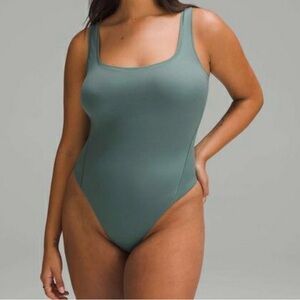 Lululemon Athletica wundermost nulu green bodysuit